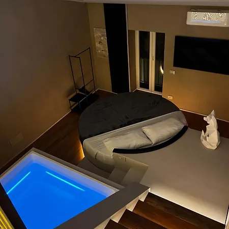 Renard Apartment
